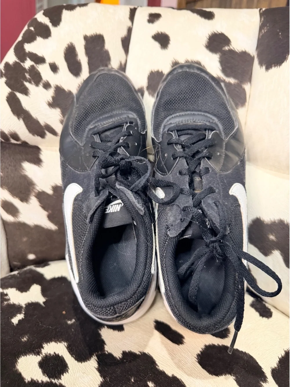 Nike Air Max Black and White Athletic Sneakers Size 7Y